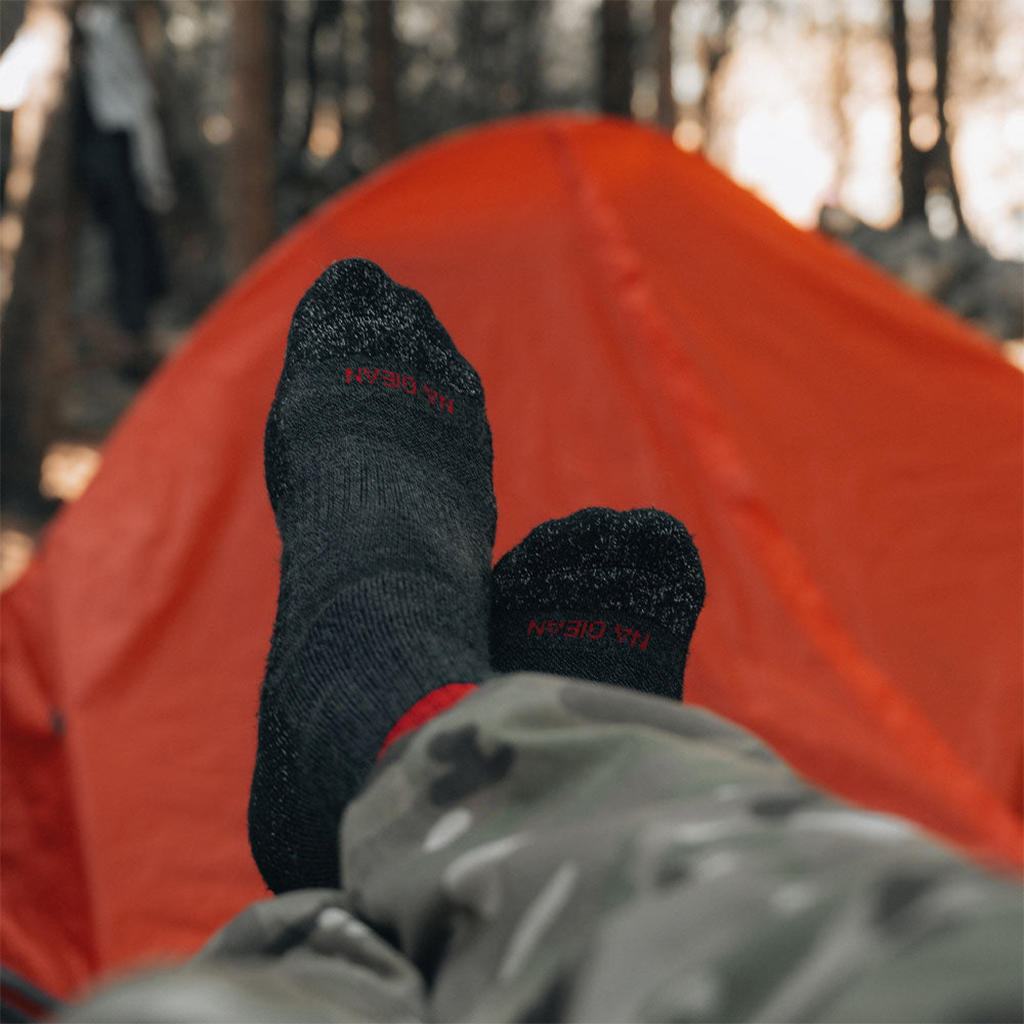 Kaos kaki hiking NAGIEAN CHARCOAL NGCM4002 merino socks