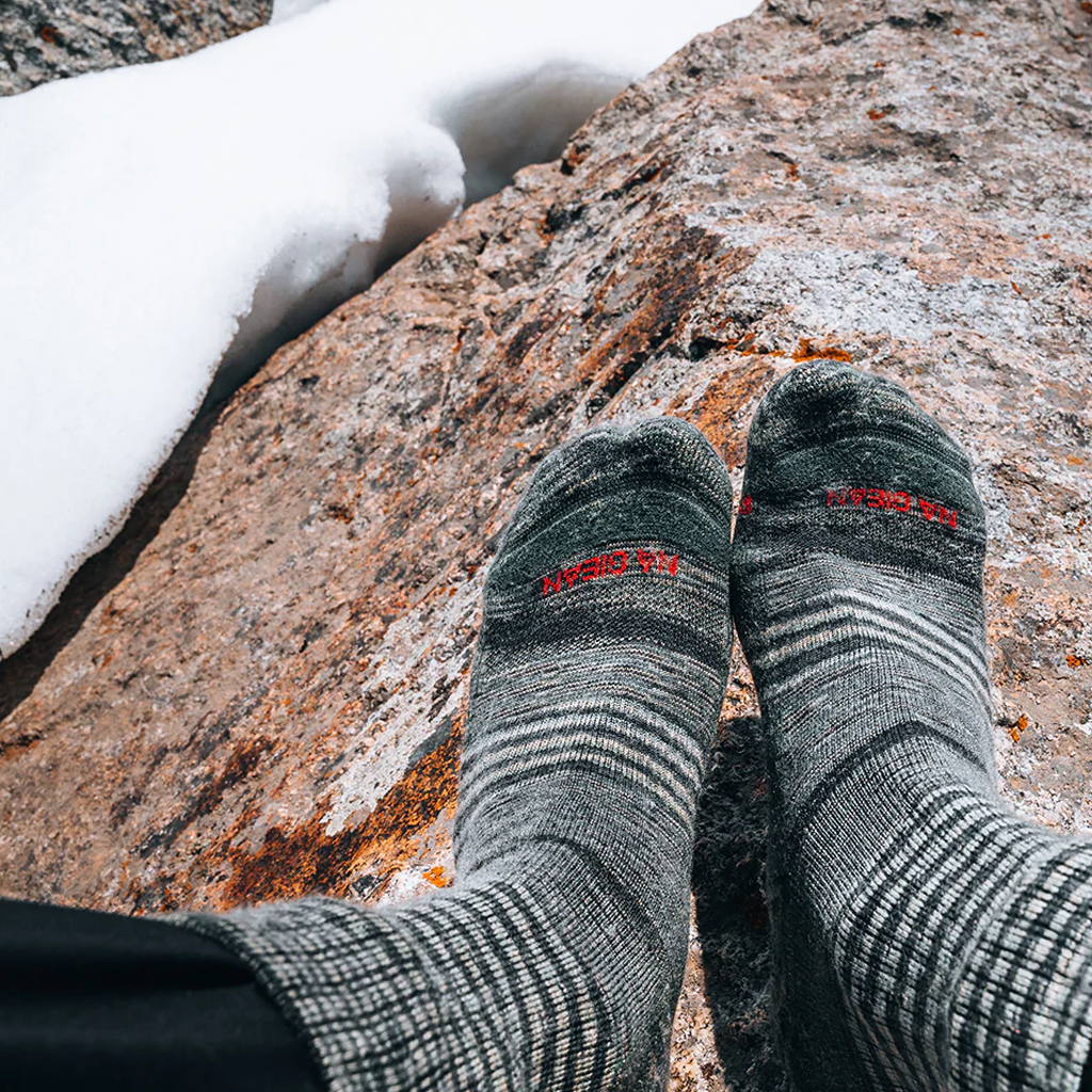 Na Giean Kaos Kaki Hiking NGCM0004 Crew Merino Socks