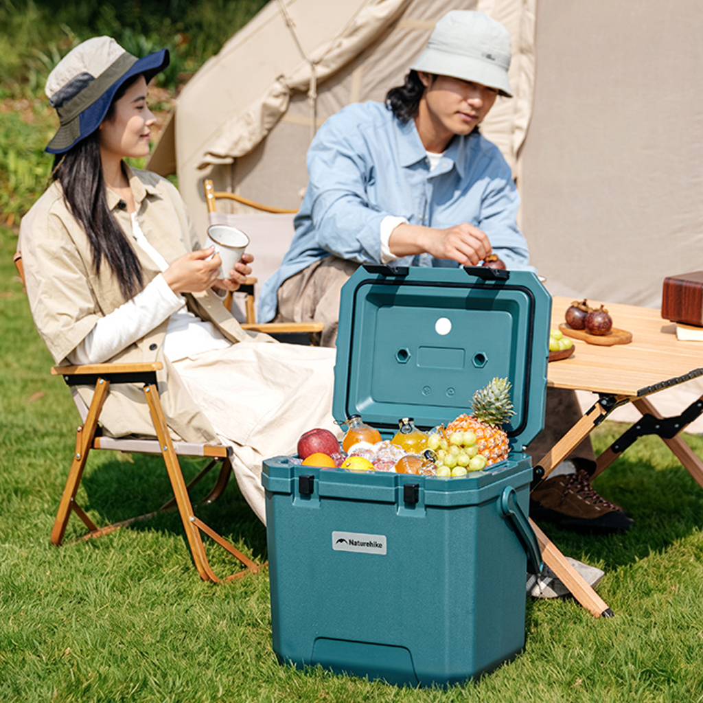 Naturehike Kotak Es Picnic Cooler Box Whale Pro CNK2650CF012 Outdoor PU Foam  Coolbox Camping Incubator 17L 24L Kotak Pendingin