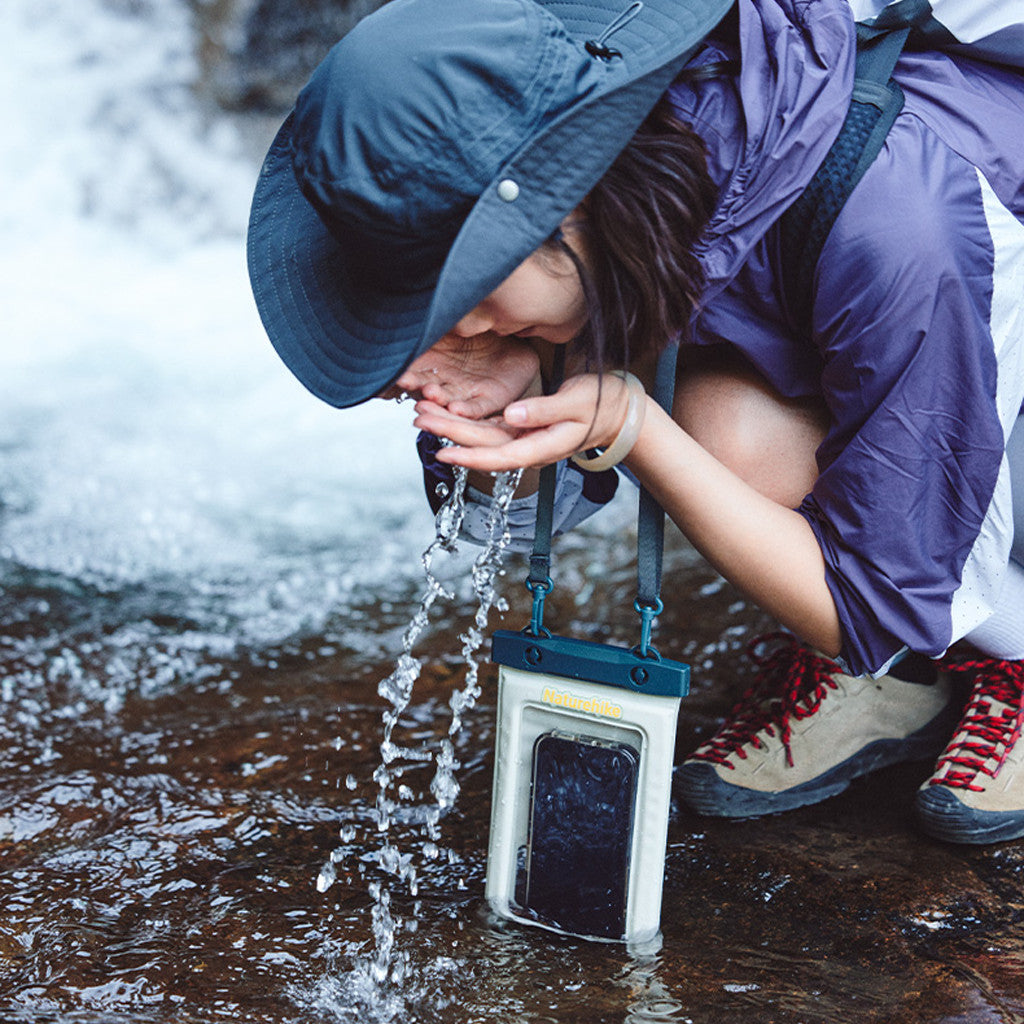 Naturehike Case Hp Anti Air CNK2300BS015 Waterproof Phone Pouch IPX8 Tas Waterproof HP Anti Tenggelam