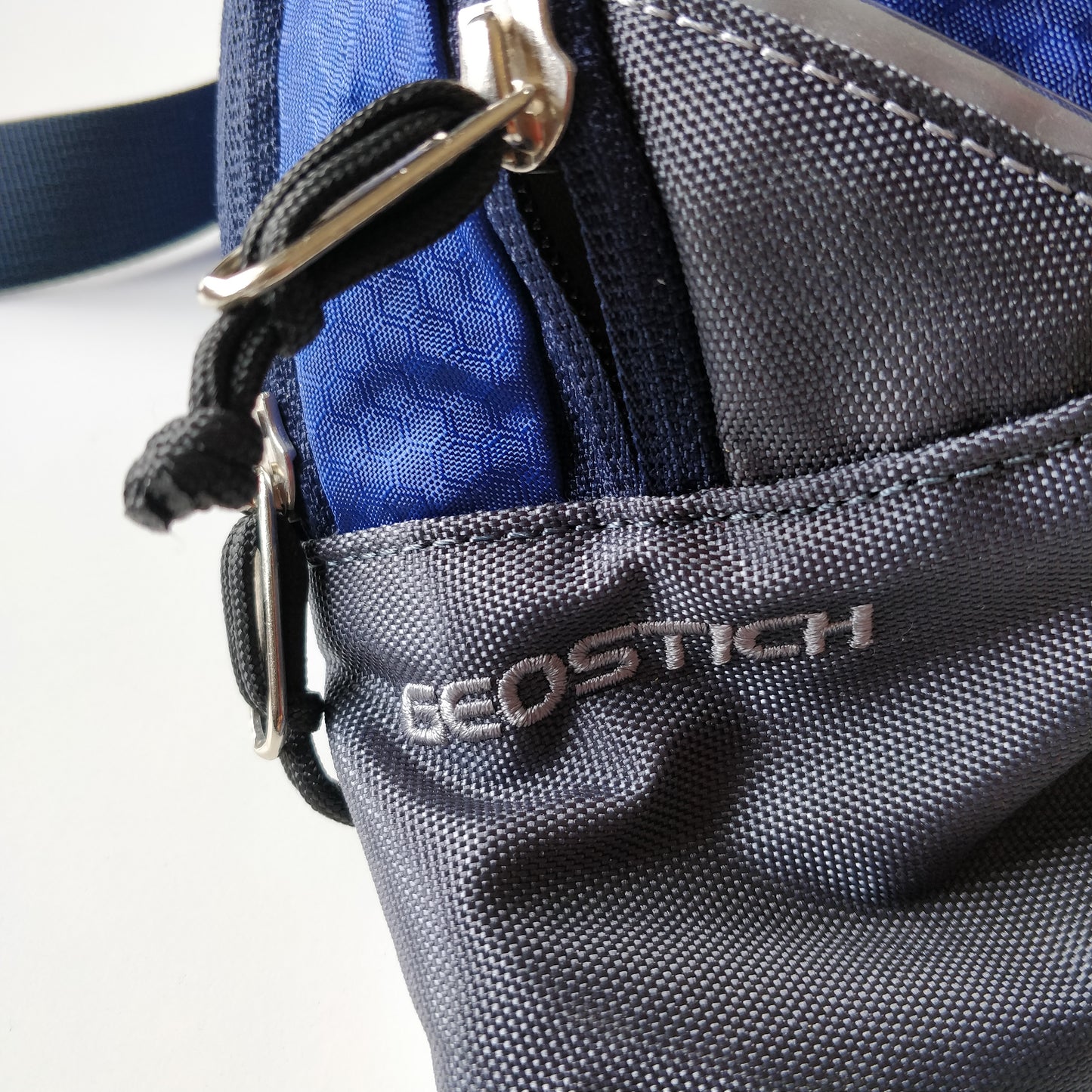 Monbear Waist Bag Geostich